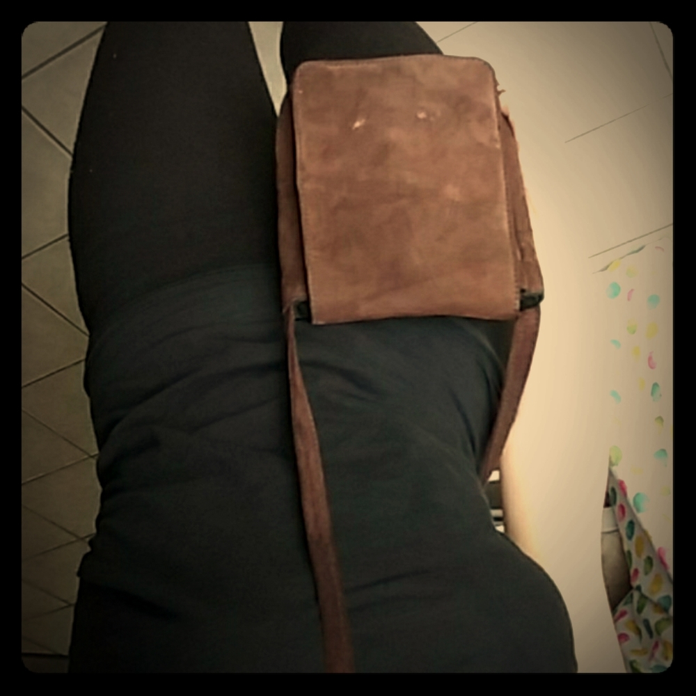 Small Brown leather Wilsons crossbody
